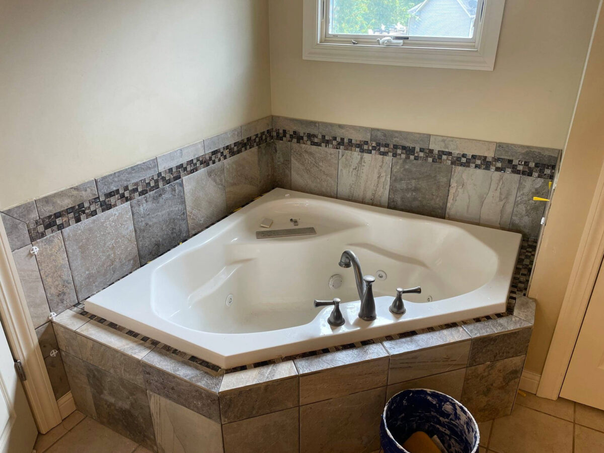 Bathroom Remodeling Quad Cities & Geneseo Vermillion Construction