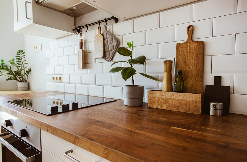 Choosing Kitchen Countertops: Materials, Styles, and Budget Tips